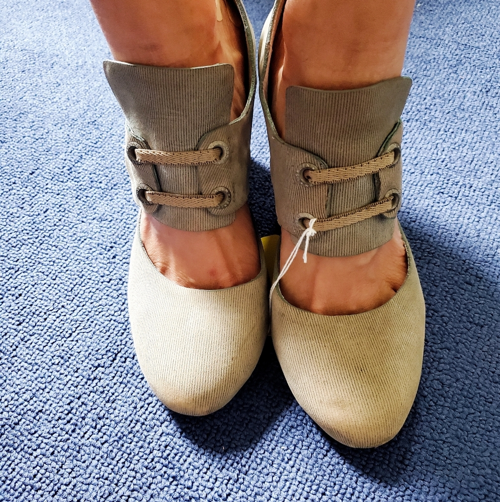 OSKLEN Vintage Suede Pinstripe Wedges, Size 39